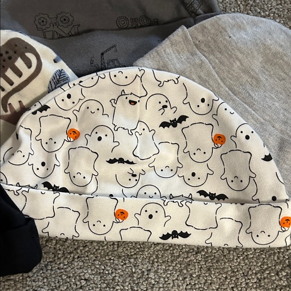 9 Carter's Assorted Baby Caps 0-6 mos clearing baby items. - Picture 2 of 7